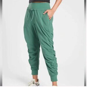 Athleta Attitude Lined Ruched Jogger Pant in Juniper Green - 0 Petite OBO